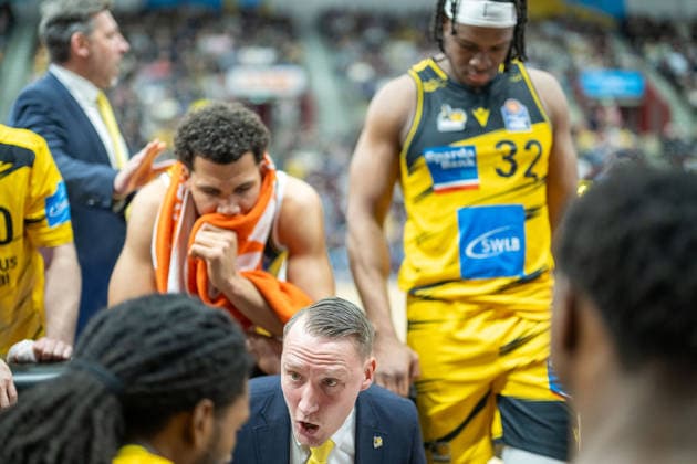 Mikko Riipinen MHP RIESEN Ludwigsburg, Head Coach , GER, MHP RIESEN Ludwigsburg vs Niners Chemnitz, Basketball Bundesliga, easycredit BBL, Matchday 27, Season 2025 2026, 01 04 2026, GER, MHP RIESEN Ludwigsburg vs Niners Chemnitz, Basketball Bundesliga, easycredit BBL, Matchday 27, Season 2025 2026, 01 04 2026 Ludwigsburg Copyright: xEibner-Pressefoto SaschaxWaltherx EP_EER