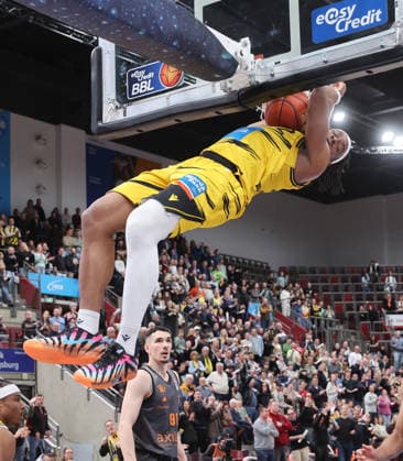Ludwigsburg , easyCredit Basketball Bundesliga MHP Riesen Ludwigsburg vs Niners Chemnitz , Keshwan Kellman Riesen