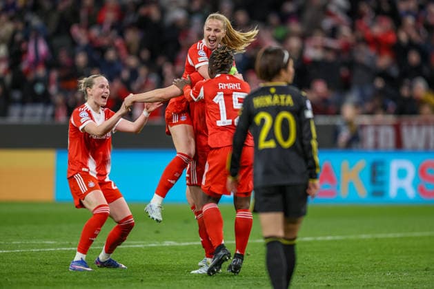 GER, Munich, Bayern Munich vs Manchester United, WomenÂs Champions League, Football, UEFA, Season 2025 2026, Allianz Arena, Quarterfinal, Second leg in picture Glodis Perla Viggosdottir Bayern Munich 4 , Goal, joy, jubilation and emotion, 1 0, Franziska Kett Bayern Munich 20 DFB DFL REGULATIONS PROHIBIT ANY USE OF PHOTOGRAPHS AS IMAGE SEQUENCES AND OR QUASI VIDEO, 01 04 2026 Copyright: HMBxMedia HendrikxHamelau