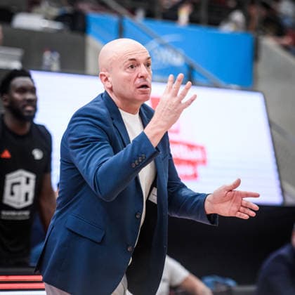 Rodrigo Pastore NINERS Chemnitz, Head Coach not really satisfied with the course of the game GER, MHP Riesen Ludwigsburg vs Niners Chemnitz, Basketball Bundesliga, easycredit BBL, Matchday 27, Season 2025 2026, 01 04 2026 GER, MHP Riesen Ludwigsburg vs Niners Chemnitz, Basketball Bundesliga, easycredit BBL, Matchday 27, Season 2025 2026, 01 04 2026 Ludwigsburg Copyright: xSandyxDinkelackerx EP_SDR