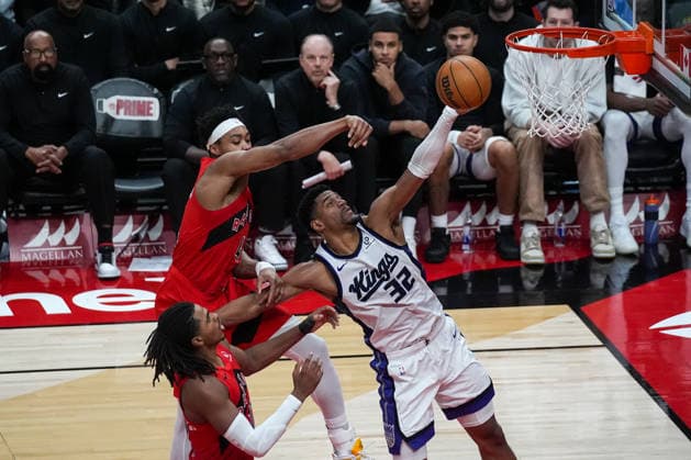 Sacramento Kings vs Toronto Raptors TORONTO, CANADA - APRIL 1 : Dylan Cardwell (32) of Sacramento Kings in action during the NBA, Basketball Herren, USA basketball game between Sacramento Kings and Toronto Raptors at the Scotiabank Arena on April 1, 2026 in Toronto, Ontario, Canada. Mert Alper Dervis Anadolu Ontario Canada. Editorial use only. Please get in touch for any other usage.  Copyright: x2026xAnadoluxMertxAlperxDervÄ±Åüx