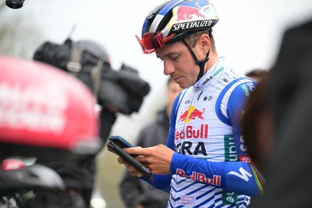 Sport Bilder des Tages Belgian Remco Evenepoel of Red Bull-BORA-hansgrohe pictured at a track reconaissance ahead of the Ronde van Vlaanderen Tour des Flandres Tour of Flanders cycling race, Thursday 02 April 2026. The 110th edition of the cycling race will take place on Sunday 05 April. DAVIDxPINTENS  x169576407x