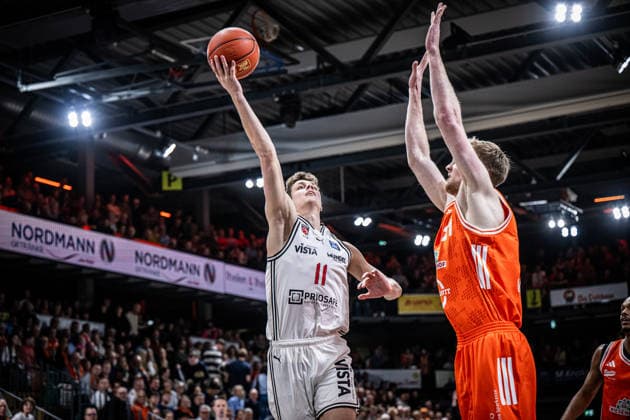 1 Basketball Bundesliga, easyCredit BBL, Season 2025 2026, Men, Main Round, Matchday 27, 02 04 2026, RASTA Vechta BMA365 Bamberg Baskets Richard Balint 11 BMA365 Bamberg Baskets at the Korbleger Vechta RASTA Dome Niedersachsen Germany