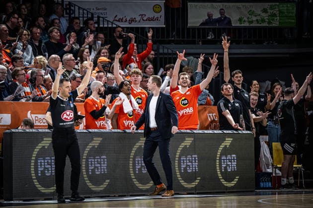 1 Basketball Bundesliga, easyCredit BBL, Season 2025 2026, Men, Main Round, Matchday 27, 02 04 2026, RASTA Vechta BMA365 Bamberg Baskets The RASTA Vechta team during the game Vechta RASTA Dome Lower Saxony Germany