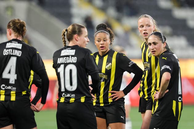 GÖTEBORG, SWEDEN 20260402 Häckens Anna Anvegard and Felicia Schröder with more dips during a gameuppehall during Thursdays semi-final in the Europa Cup between BK Häcken and Eintracht Frankfurt at Nordic Wellness arena Hisingen Arena GÖTEBORG SWEDEN x9200x  Copyright: xAdamxIhse TTx EUROPA CUP HÄCKEN-FRANKFURT