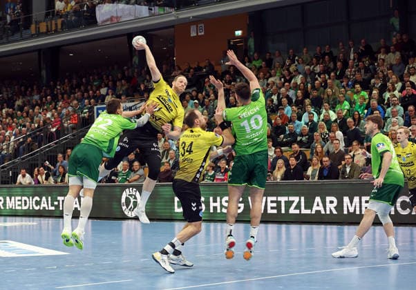 02 04 2026, xovx, Handball Daikin Handball Bundesliga, HSG Wetzlar TVB Stuttgart v l Jona Schoch HSG Wetzlar , Lenny Rubin TVB Stuttgart , Kai Häfner TVB Stuttgart , Josip Simic HSG Wetzlar , Niklas Theiß HSG Wetzlar , Torben Matzken TVB Stuttgart Wetzlar Buderus Arena Hessen Germany EN