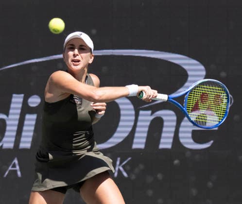 TENNIS 2026: Credit One Charleston Open APRIL 02 April 2, 2026: Belinda Bencic (SUI) defeated Sara Bejlek (CZE) 7-6, 6-2 at the Credit One Charleston Open being played at Family Circle Tennis Center in Charleston, South Carolina USA Ã‚ÂLeslie Billman Tennisclix (Credit Image: Â Leslie Billman Cal Media) Charleston South Carolina USA EDITORIAL USE ONLY Copyright: xx ZUMA-20260402_zma_c04_041.jpg LesliexBillmanx csmphotothree484893