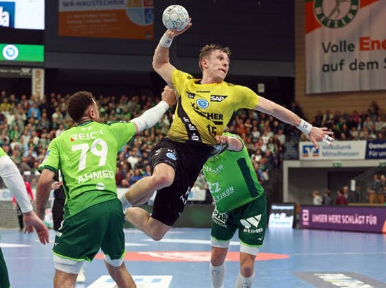 02 04 2026, xovx, Handball Daikin Handball Bundesliga, HSG Wetzlar TVB Stuttgart v l Ahmet Nafea HSG Wetzlar , Simone Mengon TVB Stuttgart , Jona Schoch HSG Wetzlar Wetzlar Buderus Arena Hessen Germany EN