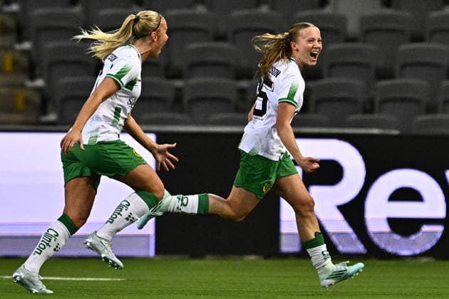 STOCKHOLM, SWEDEN 20260402 Hammarby s Fanny Peterson right celebrates with Stina Lennartsson after her 1 0 goal during the UEFA Women s Europa Cup 2nd leg semi final soccer match between Hammarby IF and AC Sparta Praha at 3Arena, in Stockholm, Sweden, on April 2, 2026 STOCKHOLM SWEDEN x10030x  Copyright: xJonasxEkströmer TTx SWEDEN SOCCER UEFA WOMEN S EUROPA CUP