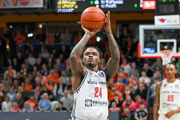 Cobe Williams BMA365 Baskets Bamberg, 24 on free throw RASTA Vechta vs BMA365 Baskets Bamberg, easyCredit Basketball Bundesliga, Matchday 27, Season 2025 2026, 02 04 2026, RASTA Vechta vs BMA365 Baskets Bamberg, easyCredit Basketball Bundesliga, Matchday 27, Season 2025 2026, 02 04 2026 Vechta Copyright: xEibner-Pressefoto RobertxGertzenx EP_RGN