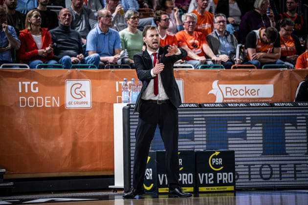 1 Basketball Bundesliga, easyCredit BBL, Season 2025 2026, Men, Main Round, Matchday 27, 02 04 2026, RASTA Vechta BMA365 Bamberg Baskets Anton Gavel Head Coach BMA365 Bamberg Baskets during the game Vechta RASTA Dome Lower Saxony Germany