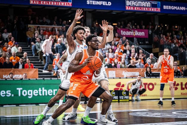 1 Basketball Bundesliga, easyCredit BBL, Season 2025 2026, Men, Main Round, Matchday 27, 02 04 2026, RASTA Vechta BMA365 Bamberg Baskets TJ Bamba 5 RASTA Vechta in action Vechta RASTA Dome Lower Saxony Germany