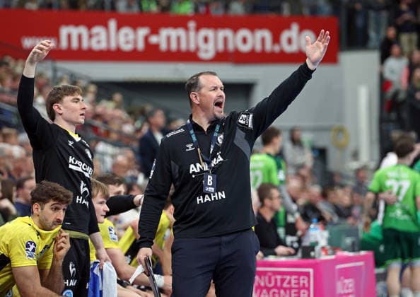 02 04 2026, xovx, Handball Daikin Handball Bundesliga, HSG Wetzlar TVB Stuttgart Coach Misha Kaufmann TVB Stuttgart Wetzlar Buderus Arena Hessen Germany EN