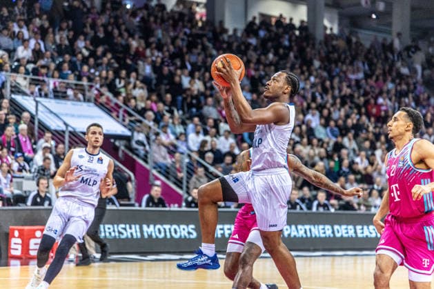 Telekom Baskets Bonn vs MLP Academics Heidelberg, Basketball, easy Credit BBL, Matchday 27, 2025 2026, 02 04 2026 Telekom Baskets Bonn vs MLP Academics Heidelberg, Basketball, easy Credit BBL, Matchday 27, 2025 2026, 02 04 2026 Bonn Copyright: xEibner-Pressefoto GerhardxWingenx EP_GWR