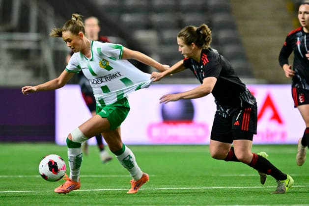 Hammarby s Svea Rehnberg and Sparta Prague s Antonie Starova during the UEFA Women s Europa Cup 2nd leg semi final soccer match between Hammarby IF and AC Sparta Praha at 3Arena, in Stockholm, Sweden, on April 2, 2026 STOCKHOLM SWEDEN x10030x  Copyright: xJonasxEkströmer TTx SWEDEN SOCCER UEFA WOMEN S EUROPA CUP