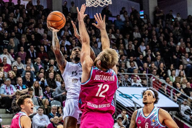 Michael Weathers MLP Academics Heidelberg, 20 vs Melvin Jostmann Telekom Baskets Bonn, 12 , Grayson Murphy Telekom Baskets Bonn, 07 , Michael Kessens Telekom Baskets Bonn, 06 Telekom Baskets Bonn vs MLP Academics Heidelberg, Basketball, easy Credit BBL, 27 Matchday, 2025 2026, 02 04 2026 Telekom Baskets Bonn vs MLP Academics Heidelberg, Basketball, easy Credit BBL, 27 Matchday, 2025 2026, 02 04 2026 Bonn Copyright: xEibner-Pressefoto GerhardxWingenderx EP_GWR