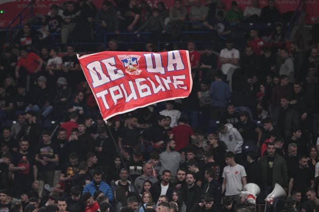 CRVENA ZVEZDA vs PARTIZAN SUPPORTERS basketball Crvena zvezda vs Parizan Euroleague at Beogradska arena, Belgrade 02.04.2026 Foto: BASKETBALL, EUROLEAGUE, CRVENA ZVEZDA, RED STAR, PARTIZAN Belgrade Belgrade arena Serbia Copyright: xMarkoxMetlas xMNxPressx