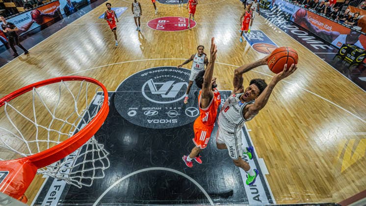 1 Basketball Bundesliga, easyCredit BBL, Season 2025 2026, Men, Main Round, Matchday 27, 02 04 2026, RASTA Vechta BMA365 Bamberg Baskets Demarcus Demonia 8 BMA365 Bamberg Baskets at basketball Vechta RASTA Dome Lower Saxony Germany