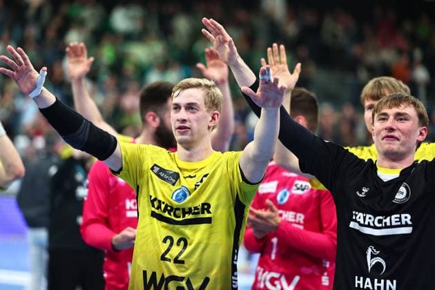Torben Matzken TVB Stuttgart, 22, left GER, HSG Wetzlar vs TVB Stuttgart, Handball, 1 Bundesliga, Matchday 27, Season 2025 2026, 02 04 2026 GER, HSG Wetzlar vs TVB Stuttgart, Handball, 1 Bundesliga, Matchday 27, Season 2025 2026, 02 04 2026 Wetzlar Copyright: xEibner-Pressefoto RenexWeissx EP_RWS