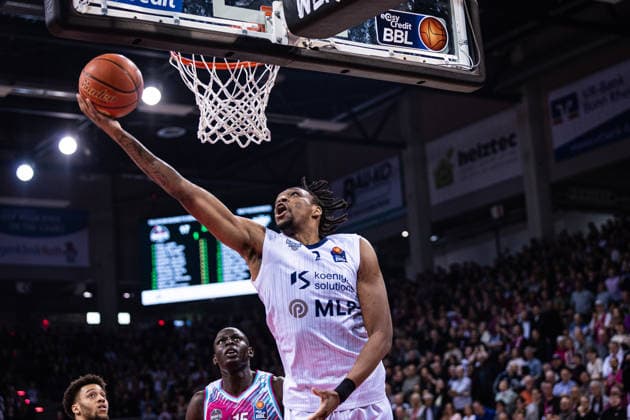 easyCredit Basketball Bundesliga Telekom Baskets Bonn MLP Academics Heidelberg 02 04 2026 Osun Osunniyi MLP ACADEMICS HEIDELBERG 12 scores easyCredit Basketball Bundesliga Telekom Baskets Bonn MLP Academics Heidelberg 02 04 2026, Telekom Dome Bonn Copyright: xBEAUTIFULxSPORTS Derixx
