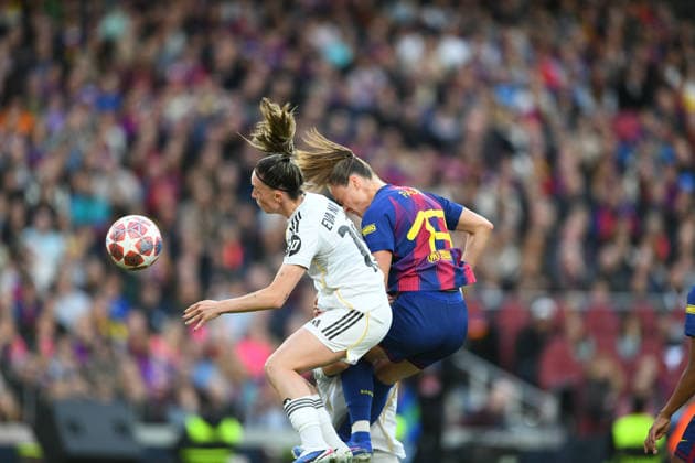 FC Barcelona, Barca v REAL MADRID CF SPOTIFY CAMP NOU. BARCELONA. April 2, 2026 FC BARCELONA vs REAL MADRID CF April 2, 2026 Eva Navarro (19) of Real Madrid and Pajor (17) of FC Barcelona during the soccer match corresponding to the quarter finals of the UEFA Women s Champions League between FC Barcelona and Newcastle United at Spotify Camp Nou in Barcelona, Spain. Barcelona ESP Copyright: xS.xRosx