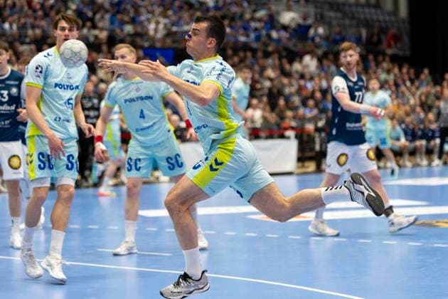 Bergischer HC vs VfL Gummersbach, 02 04 2026 DUESSELDORF, GERMANY APRIL 2 Milos Vujovic 6, VfL Gummersbach during the HBL Bundesliga match between Bergischer HC vs VfL Gummersbach at Mitsubishi Electric HALLE on Matchday 27 April 2, 2026 in Duesseldorf, Germany Copyright: xBEAUTIFULxSPORTS KennyxBeelex