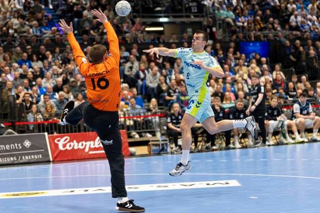 Bergischer HC vs VfL Gummersbach, 02 04 2026 DUESSELDORF, GERMANY APRIL 2 Milos Vujovic 6, VfL Gummersbach during the HBL Bundesliga match between Bergischer HC vs VfL Gummersbach at Mitsubishi Electric HALLE on Matchday 27 April 2, 2026 in Duesseldorf, Germany Copyright: xBEAUTIFULxSPORTS KennyxBeelex