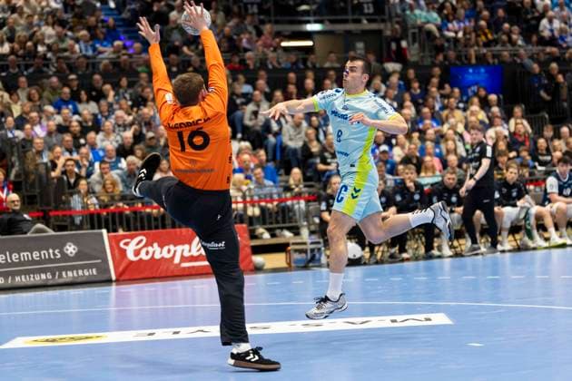 Bergischer HC vs VfL Gummersbach, 02 04 2026 DUESSELDORF, GERMANY APRIL 2 Milos Vujovic 6, VfL Gummersbach during the HBL Bundesliga match between Bergischer HC vs VfL Gummersbach at Mitsubishi Electric HALLE on Matchday 27 April 2, 2026 in Duesseldorf, Germany Copyright: xBEAUTIFULxSPORTS KennyxBeelex