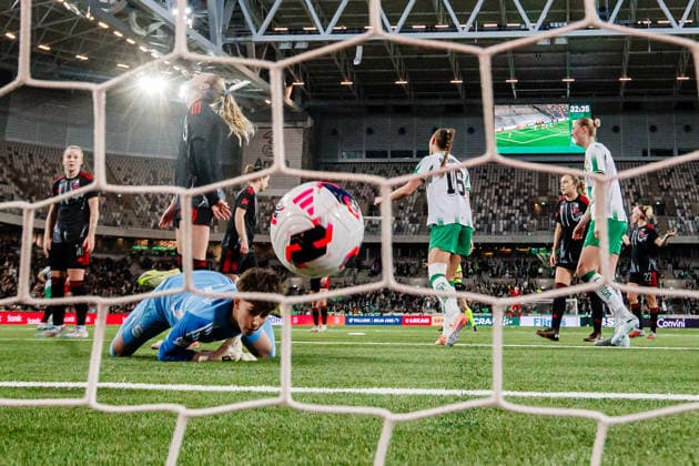 260402 Fanny Peterson of Hammarby scores 1 0 behind goalkeeper Nikola Harantova of Sparta Prague during the UEFA Women s Europa Cup semifinal between Hammarby and Sparta Prague on April 2, 2026 in Stockholm Photo Kenta Jönsson BILDBYRAN COP 210 KJ0331 fotboll football soccer fotball europa cup hammarby sparta prague uefa womens europa cup semifinal dam bbeng  Copyright: KENTAxJÖNSSON BB260402KJ037