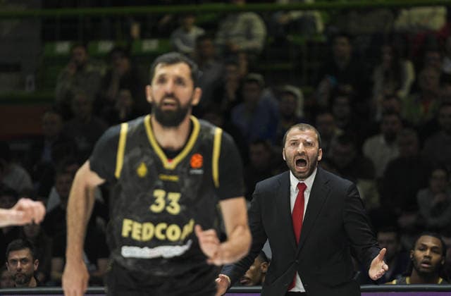 Dubai Basketball v AC Monaco - EuroLeague SARAJEVO, BOSNIA AND HERZEGOVINA - APRIL 2: Manuchar Markoishvili head coach of AC Monaco gives tactics during the EuroLeague match between Dubai Basketball and AS Monaco at Zetra Arena on April 2, 2026 in Sarajevo, Bosnia and Herzegovina. Samir Jordamovic Anadolu Sarajevo Bosnia and Herzegovina. Editorial use only. Please get in touch for any other usage.  Copyright: x2026xAnadoluxSamirxJordamovicx