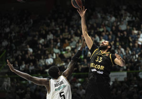 Sport Bilder des Tages Dubai Basketball v AC Monaco - EuroLeague SARAJEVO, BOSNIA AND HERZEGOVINA - APRIL 2: Action during the EuroLeague match between Dubai Basketball and AS Monaco at Zetra Arena on April 2, 2026 in Sarajevo, Bosnia and Herzegovina. Samir Jordamovic Anadolu Sarajevo Bosnia and Herzegovina. Editorial use only. Please get in touch for any other usage.  Copyright: x2026xAnadoluxSamirxJordamovicx