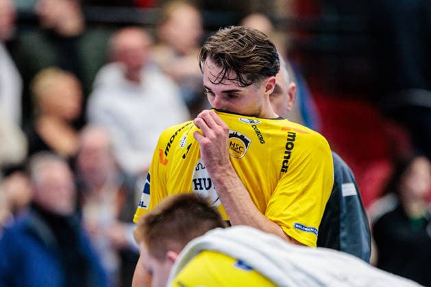 Disappointment after 28 26 defeat, Mikael Helmersson HSC 2000 Coburg, 24 GER, TuS N Luebbecke vs HSC 2000 Coburg, Handball, 2 Bundesliga, Matchday 26, Season 2025 2026, 02 04 2026 GER, TuS N Luebbecke vs HSC 2000 Coburg, Handball, 2 Bundesliga, Matchday 26, Season 2025 2026, 02 04 2026 Luebbecke Copyright: xEibner-Pressefoto JanxRollingerx EP_JSK