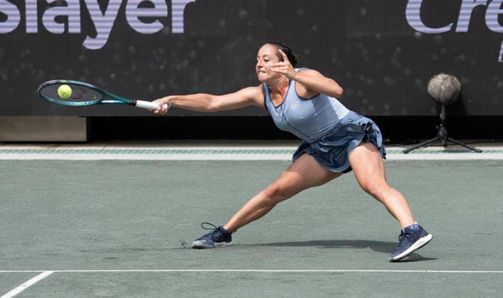 TENNIS 2026: Credit One Charleston Open APRIL 02 April 2, 2026: Elisabetta Cocciaretto (ITA) loses to Jessica Pegula (USA), Cocciaretto 1-6, 6-1, 7-6, at the Credit One Charleston Open being played at Credit One Staduim in Charleston, South Carolina, {USA} Ã‚ÂLeslie Billman Tennisclix (Credit Image: Â Leslie Billman Cal Media) Charleston South Carolina USA EDITORIAL USE ONLY Copyright: xx ZUMA-20260402_zma_c04_060.jpg LesliexBillmanx csmphotothree484948