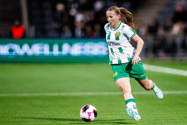 260402 Fanny Peterson of Hammarby during the UEFA Women s Europa Cup semifinal between Hammarby and Sparta Prague on April 2, 2026 in Stockholm Photo Kenta Jönsson BILDBYRAN COP 210 KJ0331 fotboll football soccer fotball europa cup hammarby sparta prague uefa womens europa cup semifinal dam bbeng  Copyright: KENTAxJÖNSSON BB260402KJ081