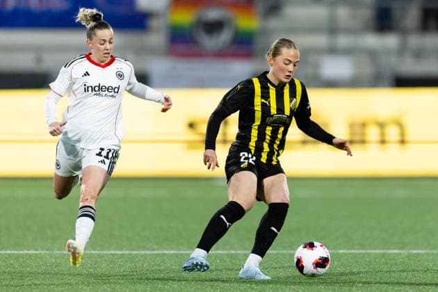 260402 Nina Luhrben of Eintracht Frankfurt and Paulina Nyström of Häcken during the UEFA Women s Europa Cup semifinal between Häcken and Eintracht Frankfurt on April 2, 2026 in Gothenburg Photo Michael Erichsen BILDBYRAN COP 89 MI0962 bbeng dam eintracht frankfurt europa cup football fotball fotboll häcken semifinal soccer uefa womens europa cup  Copyright: MICHAELxERICHSEN BB260402MI101