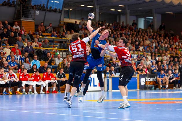 Ole Hagedorn Nr 10, VfL Luebeck Schwartau vs Luka Sokolic Nr 51, HSG Nordhorn Lingen and Christian Wilhelm Nr 3, HSG Nordhorn Lingen VfL Luebeck Schwartau vs HSG Nordhorn Lingen, Handball, 2 Bundesliga, 02 04 26 Luebeck Schleswig Holstein Germany Copyright: xAgentur54GradÂ°x xFelixxKoenigx