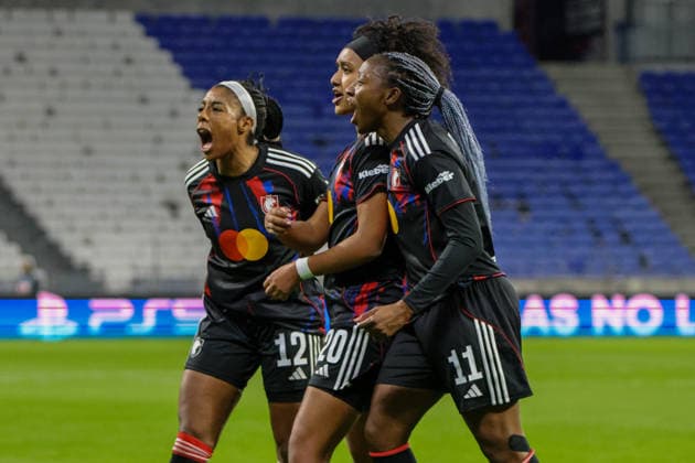 Lyon, France 02 April 2026 UEFA Women™s Champions League quarter-final second leg OL Lyonnes vs VfL Wolfsburg Women In the picture from left, second scorer Lily Yohannes OL Lyonnes scores the 1-0 goal for Lyon and cheers with Ashley Lawrence OL Lyonnes and Kadidiatou Diani OL Lyonnes Copyright: HMBxMedia MadeleinexFantini