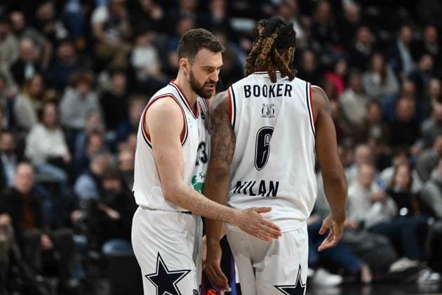 Marko Guduric, Devin Booker Paris Basketball - EA7 Emporio Armani Olimpia Milano EuroLeague 2025-26 Parigi, 02 04 2026 Foto M.Ceretti Ciamillo-Castoria Parigi  Copyright: xMassimoxCerettix