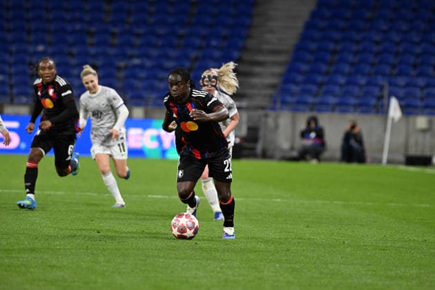 Football : OL Lyonnes vs Wolfsburg- UEFA Women s Champions League - 02 04 2026 Tabitha CHAWINGA of OL Lyonnes during the second leg of the UEFA Women s Champions League 2025 26 quarter-final between VfL Wolfsburg and OL Lyonnes at Groupama Stadium Decines Charpieu Lyon on April 02 2026 , France LYONFrance  Copyright: xMouradxAllilix
