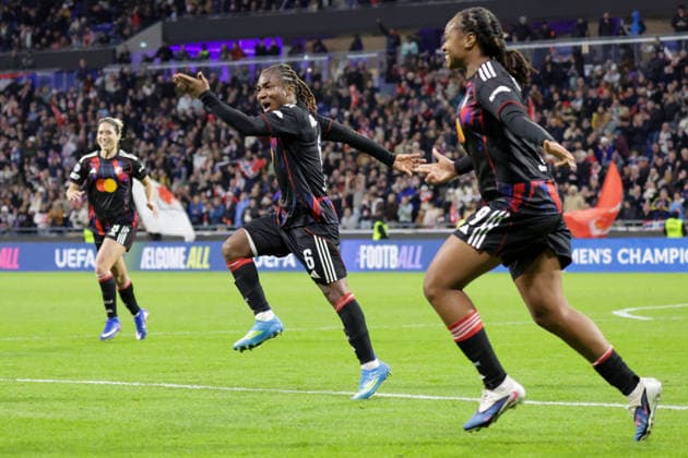 02 04 2026, xgrfx, Football UEFA Women s Champions League Quarterfinals , OL Lyonnes VfL Wolfsburg v l Goal, Melchie Dumornay to 2 0 OL Lyonnes DFL DFB REGULATIONS PROHIBIT ANY USE OF PHOTOGRAPHS as IMAGE SEQUENCES and or QUASI VIDEO Lyon