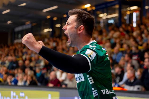 Kristian van der Merwe Nr 1, HSG Nordhorn Lingen rejoices cheers VfL Luebeck Schwartau vs HSG Nordhorn Lingen, Handball, 2 Bundesliga, 02 04 26 Luebeck Schleswig Holstein Germany Copyright: xAgentur54GradÂ°x xFelixxKoenigx