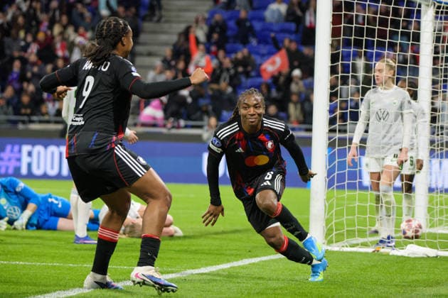 Lyon, France 02 April 2026 UEFA Women™s Champions League quarter-final second leg OL Lyonnes vs VfL Wolfsburg Women In the picture from left the second scorer Melchie Dumornay OL Lyonnes scores the goal to make it 2-0 for Lyon and cheers with Marie Antoinette Katoto OL Lyonnes Copyright: HMBxMedia MadeleinexFantini