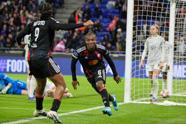 Lyon, France 02 April 2026 UEFA Women™s Champions League quarter-final second leg OL Lyonnes vs VfL Wolfsburg Women In the picture from left the second scorer Melchie Dumornay OL Lyonnes scores the goal to make it 2-0 for Lyon and cheers with Marie Antoinette Katoto OL Lyonnes Copyright: HMBxMedia MadeleinexFantini