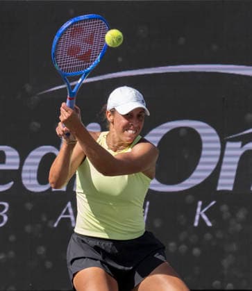 April 2, 2026, Charleston, South Carolina, USA: MADISON KEYS (USA) in action wins 6-2, 7-5, at the Credit One Charleston Open being played at Credit One Staduim. Charleston USA - ZUMAc04_ 20260402_zma_c04_124 Copyright: xLesliexBillmanx