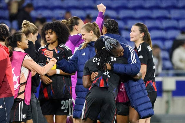 Lyon, France 02 April 2026 UEFA Women™s Champions League quarter-final second leg OL Lyonnes vs VfL Wolfsburg Women In the picture from left Alice Sombath OL Lyonnes hits with Jule Brand OL Lyonnes, next to Lily Yohannes OL Lyonnes , Tabitha Chawinga OL Lyonnes and Kadidiatou Diani OL Lyonnes at the final celebration after the victory against Wolfsburg and because of the entry into the semi-finals of the UEFA Women™s Champions League Copyright: HMBxMedia MadeleinexFantini