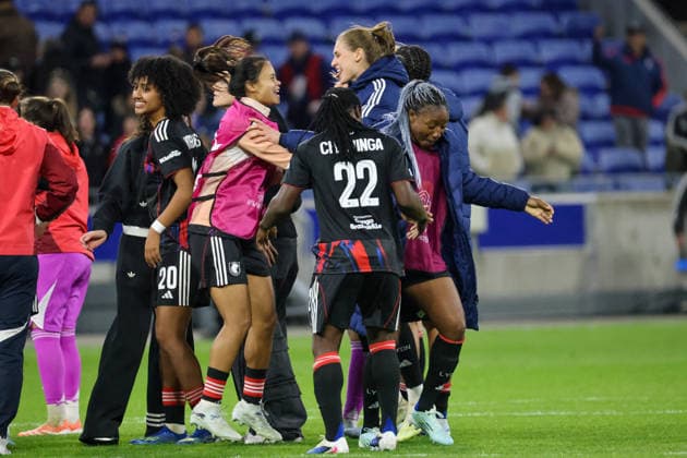 Lyon, France 02 April 2026 UEFA Women™s Champions League quarter-final second leg OL Lyonnes vs VfL Wolfsburg Women Pictured from left Lily Yohannes OL Lyonnes , Alice Sombath OL Lyonnes , Jule Brand OL Lyonnes , Tabitha Chawinga OL Lyonnes and Kadidiatou Diani OL Lyonnes celebrating after beating Wolfsburg to reach the semi-finals of the UEFA Women™s Champions League Copyright: HMBxMedia MadeleinexFantini