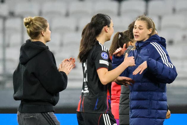 Lyon, France 02 April 2026 UEFA Women™s Champions League quarter-final second leg OL Lyonnes vs VfL Wolfsburg Women In the picture from left second Ingrid Engen OL Lyonnes and Jule Brand OL Lyonnes at the final celebration after the victory against Wolfsburg and because of the entry into the semi-finals of the UEFA Women™s Champions League Copyright: HMBxMedia MadeleinexFantini