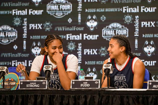 NCAA, College League, USA Final Four Basketball: South Carolina Gamecocks at UConn Huskies UConn Huskies forward Sarah Strong (21) and guard Azzi Fudd (35) addresses the media during a press conference, PK, Pressekonferenz at the Mortgage Matchup Center on April 2, 2026 in Phoenix, Arizona. (Thomas Fernandez Image of . Phoenix Arizona United States EDITORIAL USE ONLY Copyright: xImagexofxSportx ThomasxFernandezx iosphotos403626
