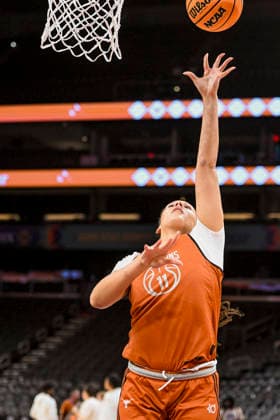 NCAA, College League, USA Final Four Basketball: Texas Longhorns at UCLA Bruins Texas Longhorns forward Justice Carlton (11) attempts a layup during an open NCAA Final Four practice at the Mortgage Matchup Center on April 2, 2026 in Phoenix Arizona. (Thomas Fernandez Image of Phoenix Arizona United States EDITORIAL USE ONLY Copyright: xImagexofxSportx ThomasxFernandezx iosphotos403642