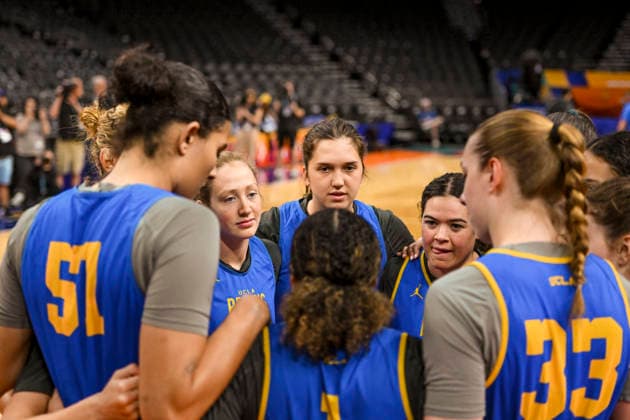 NCAA, College League, USA Final Four Basketball: Texas Longhorns at UCLA Bruins UCLA Bruins guard Kiki Rice (1) addresses the team during an open NCAA Final Four practice at the Mortgage Matchup Center on April 2, 2026 in Phoenix Arizona. (Thomas Fernandez Image of Phoenix Arizona United States EDITORIAL USE ONLY Copyright: xImagexofxSportx ThomasxFernandezx iosphotos403702